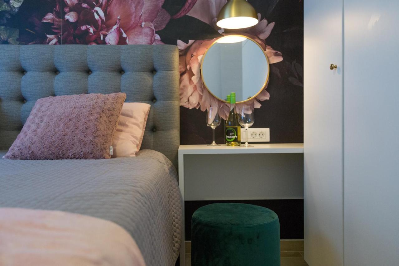 Apartment Eden Medolino Esterno foto