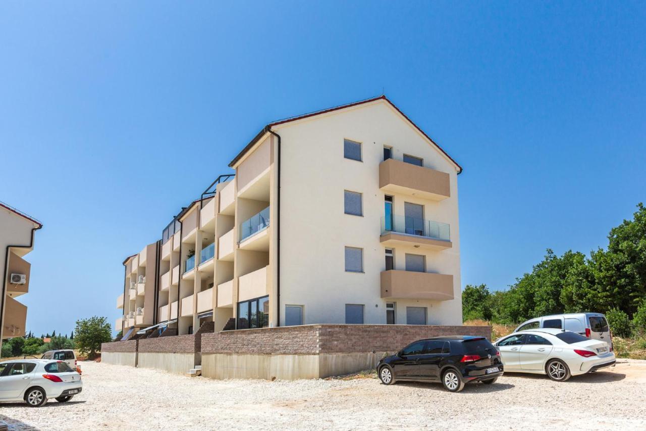 Apartment Eden Medolino Esterno foto